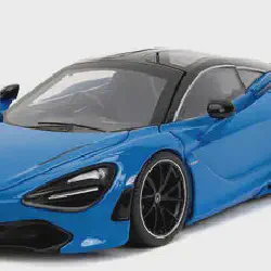 /img/53795-auto-world-diecast-canada-cleaning.webp