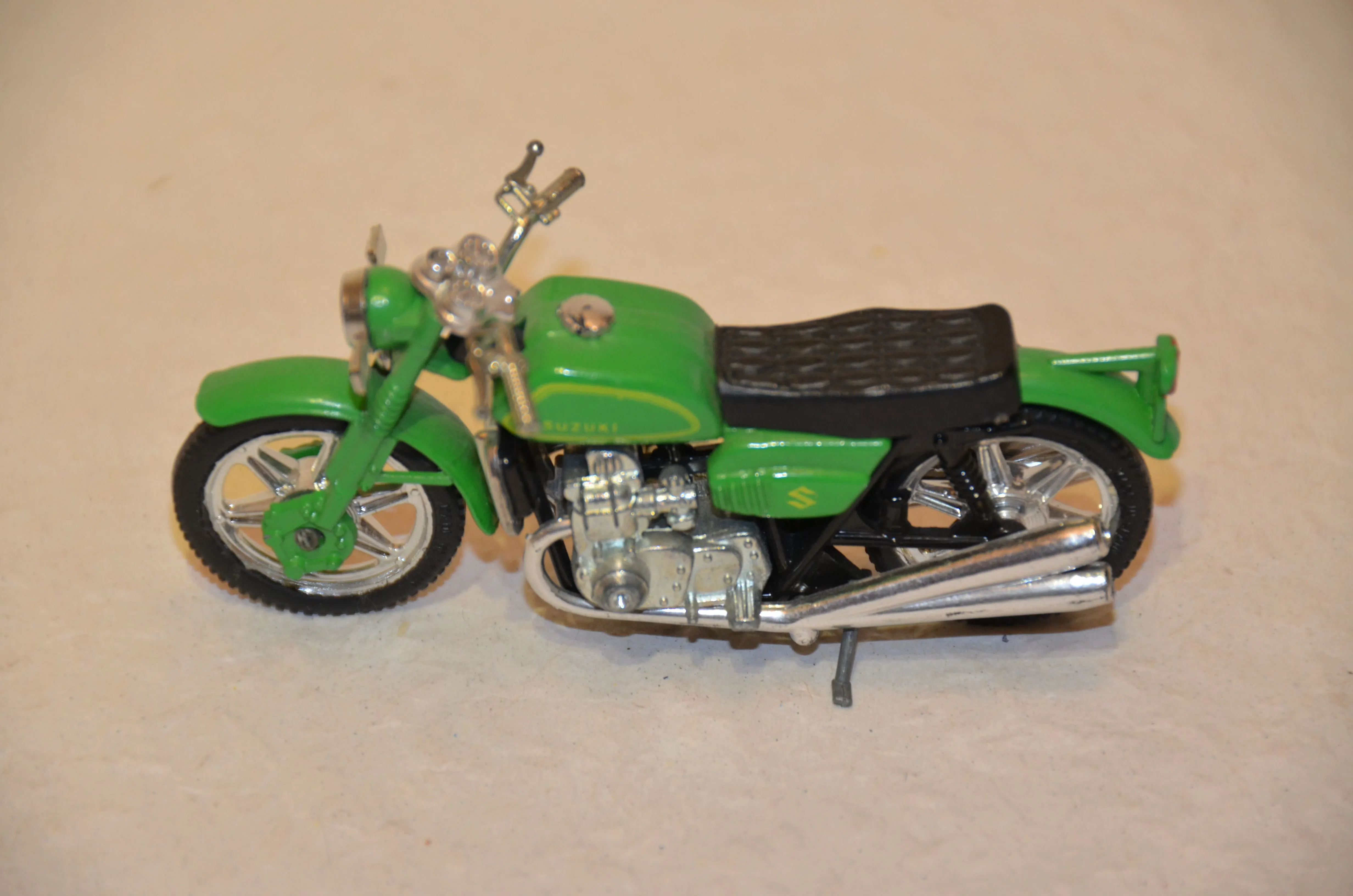 53799 guiloy diecast motorcycle sportbike