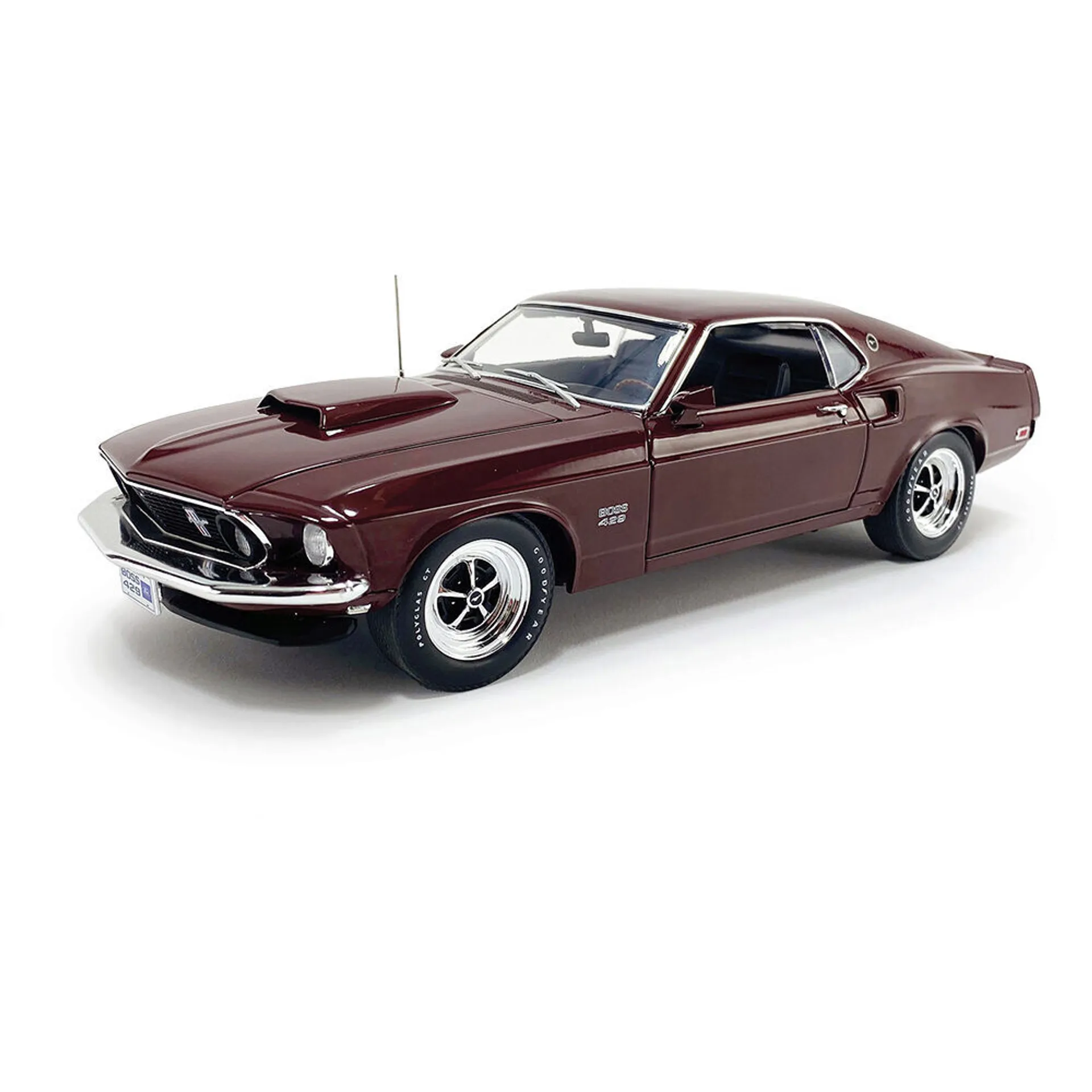 /img/53823-displaying-diecast-cars.webp