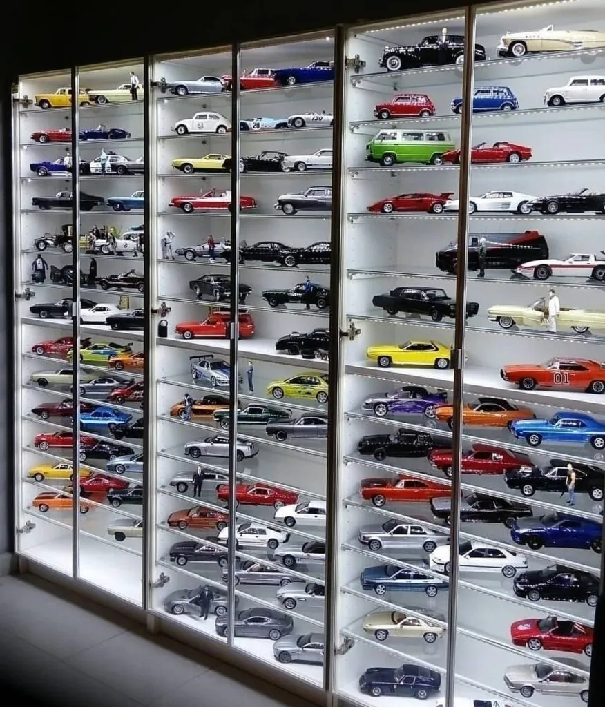 53832 diecast cars overview