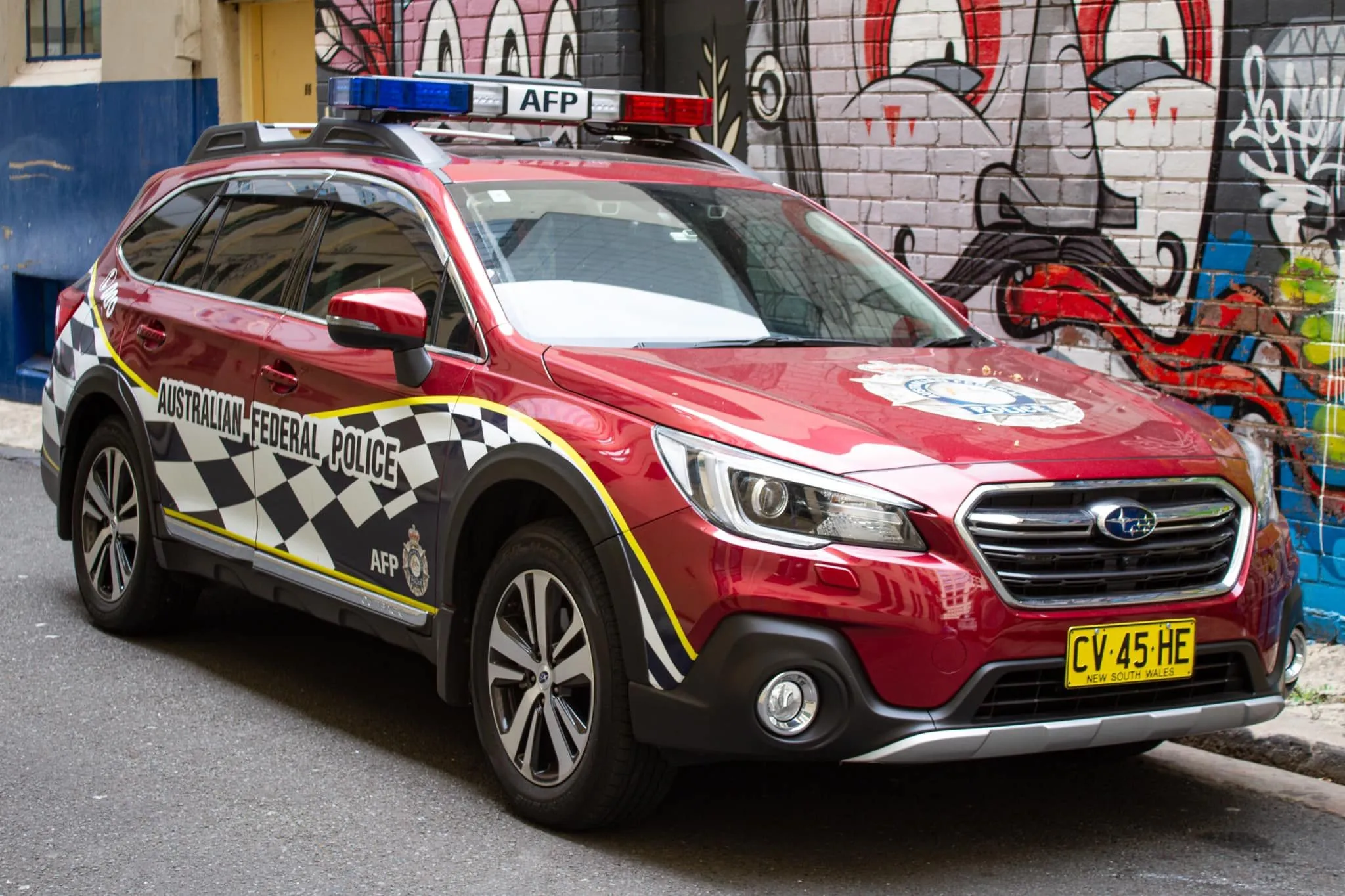 53835 australian police car diecast 4