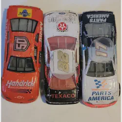 /img/53847-racing-champions-diecast-selling.webp