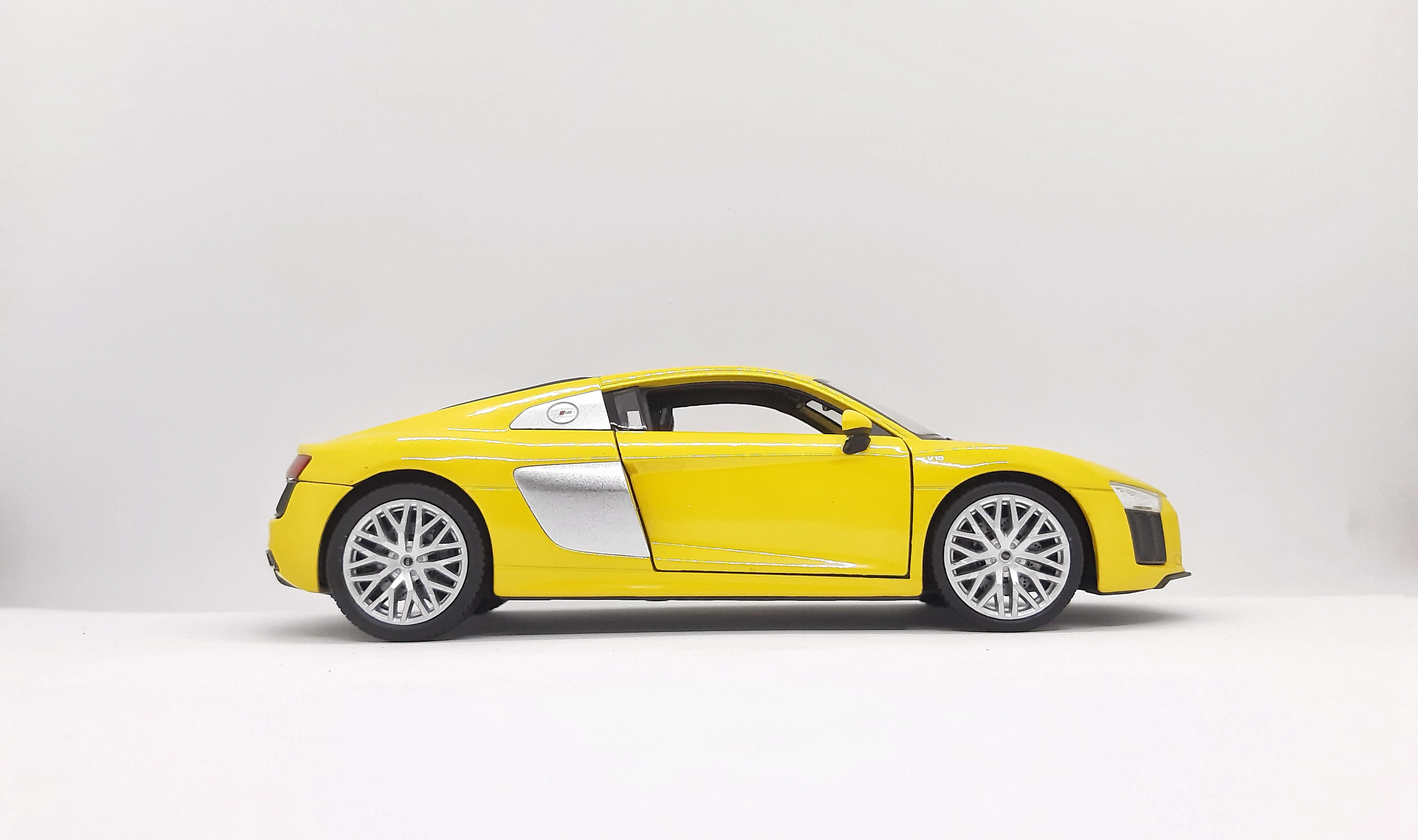 53856 mercedes benz diecast