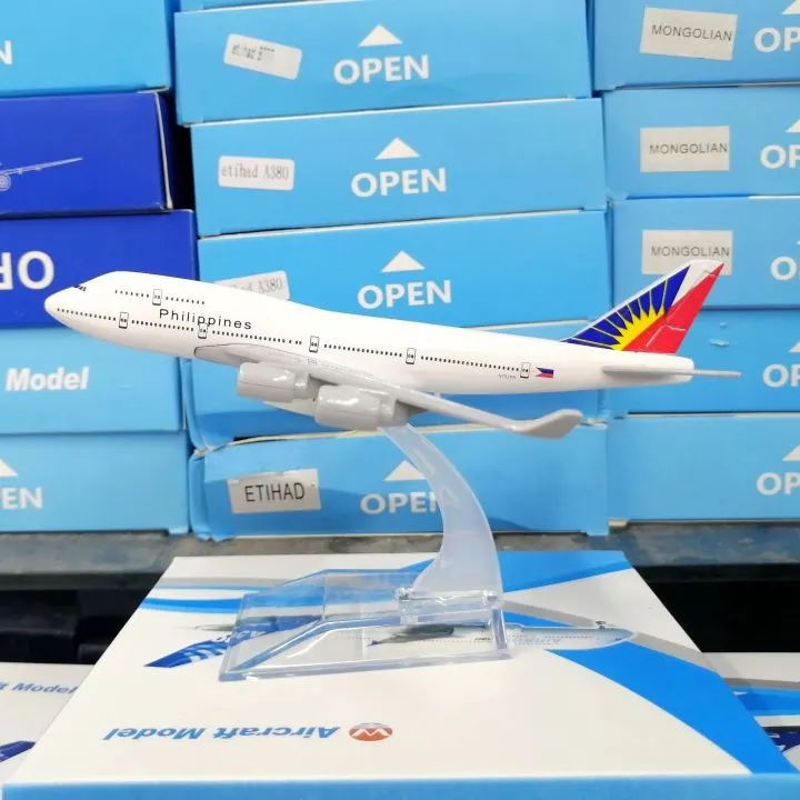 53858 premium diecast car