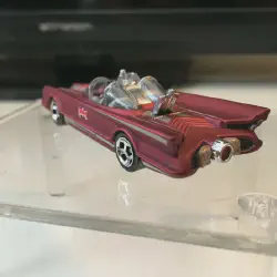 /img/53864-diecast-van-display.webp