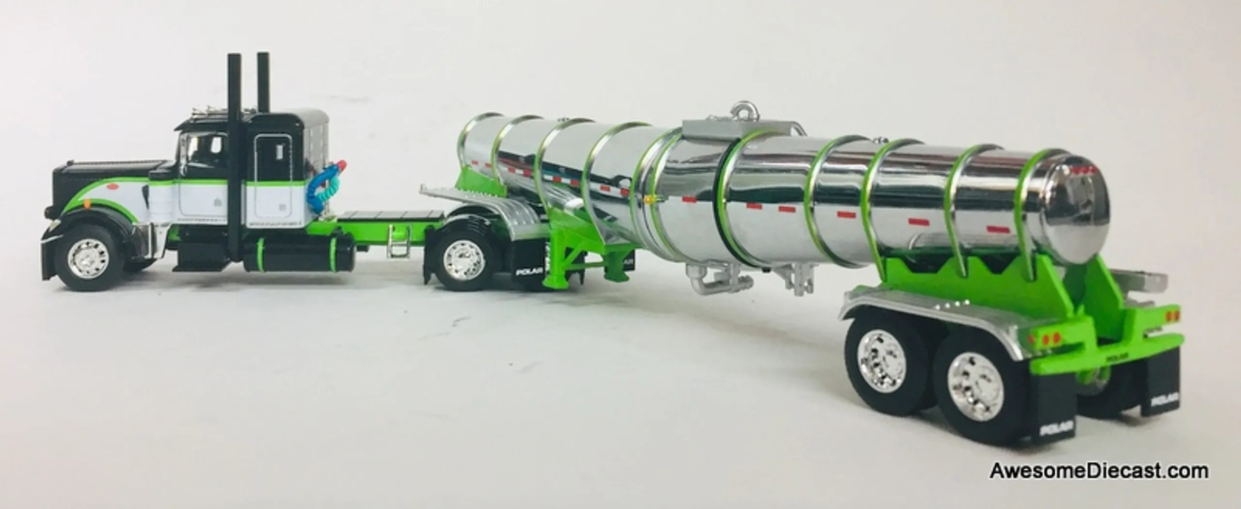 /img/53868-displaying-diecast-trucks.webp
