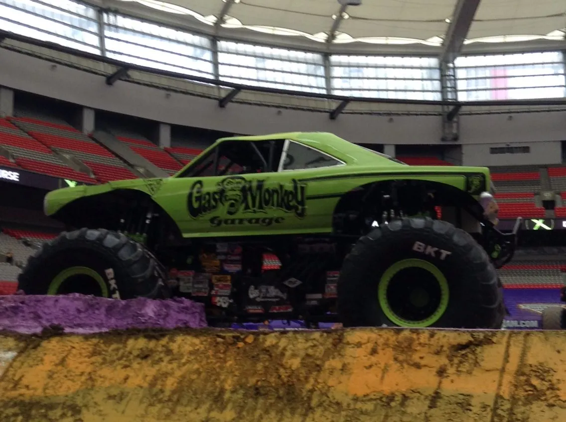 53892 gas monkey garage diecast collection