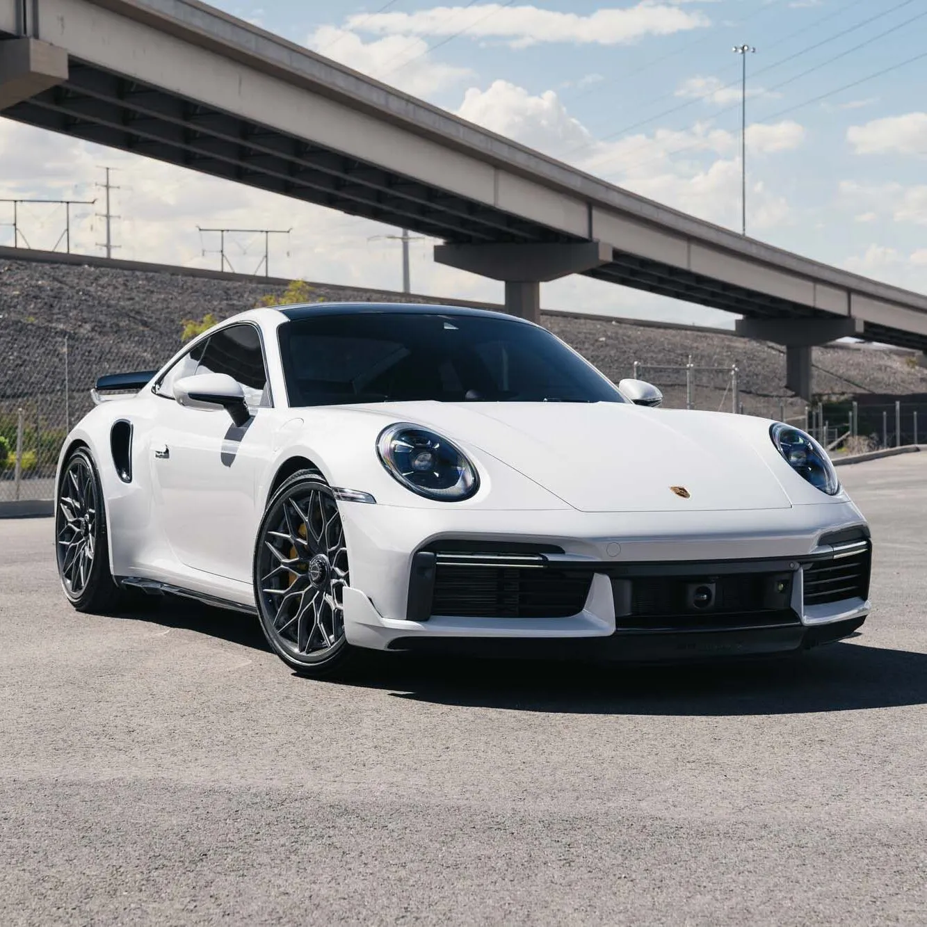 53893 porsche 992 turbo diecast scale