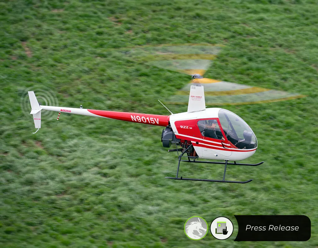 /img/53895-diecast-robinson-helicopter-cleaning.webp
