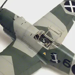 /img/53897-bf109-diecast-model5.webp