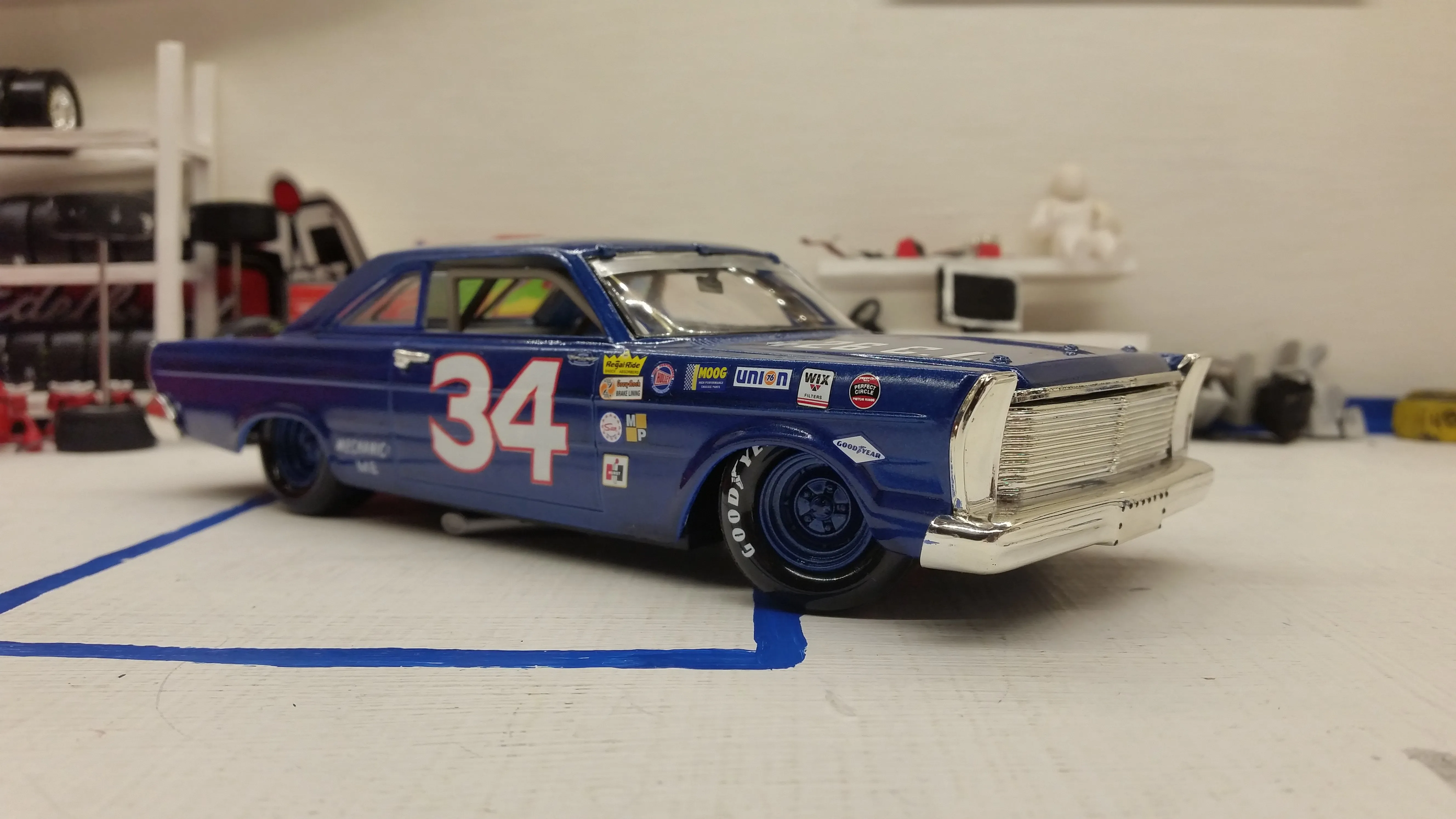 53927 wendell scott diecast collection