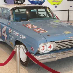 /img/53927-wendell-scott-racing-history.webp
