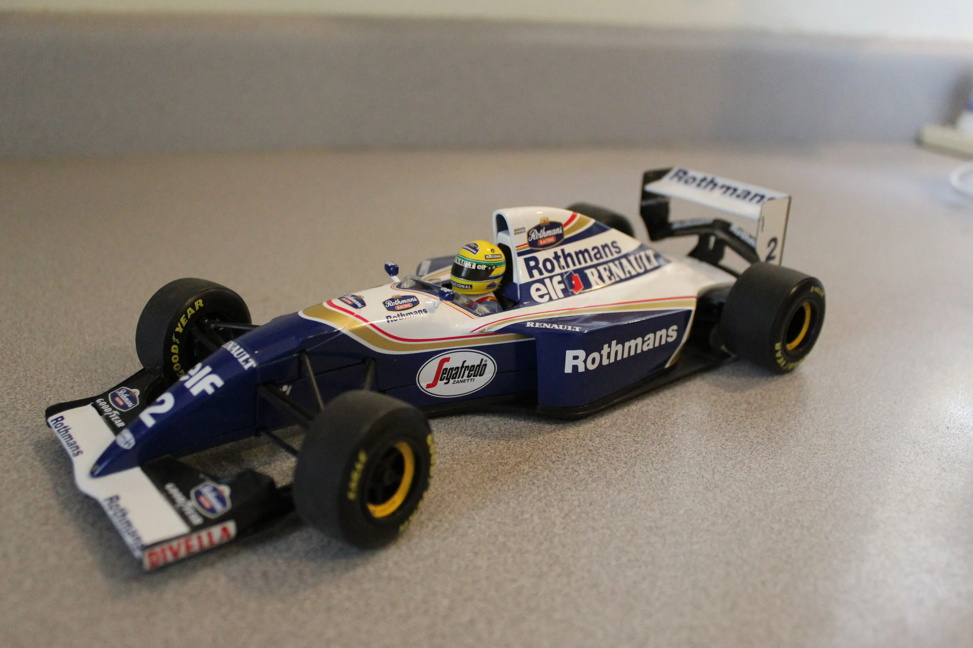 /img/53939-packaging-of-car.webp