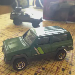 /img/53944-diecast-jeep-cherokee-model-3.webp