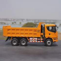 /img/53951-collecting-diecast-trucks.webp