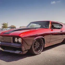 /img/53952-chevelle-diecast-display.webp