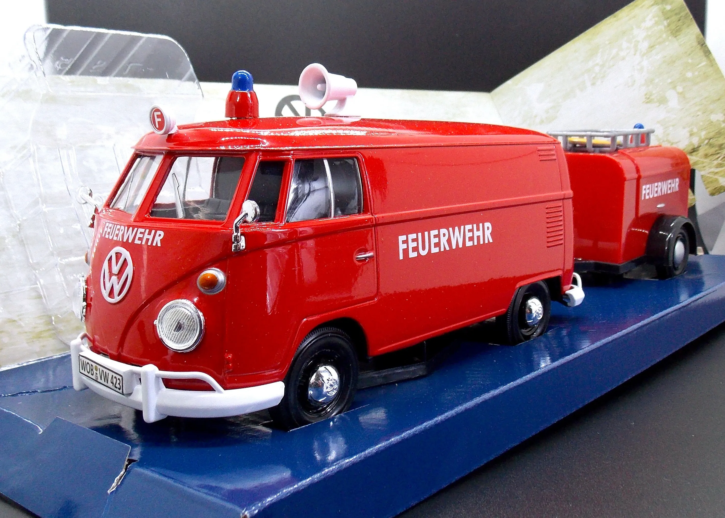 53968 diecast fire truck detail