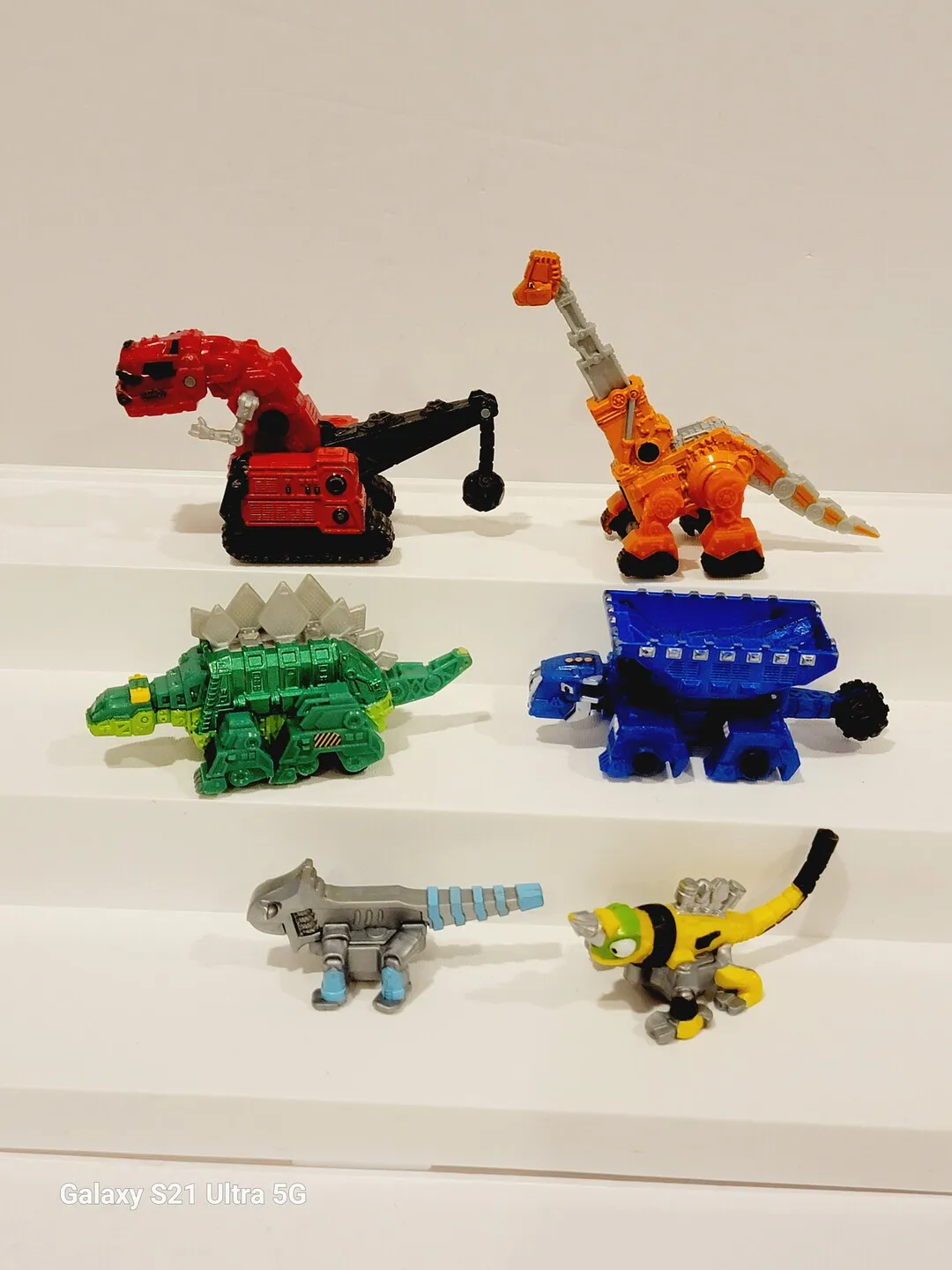 53972 dinotrux gift set younger kids
