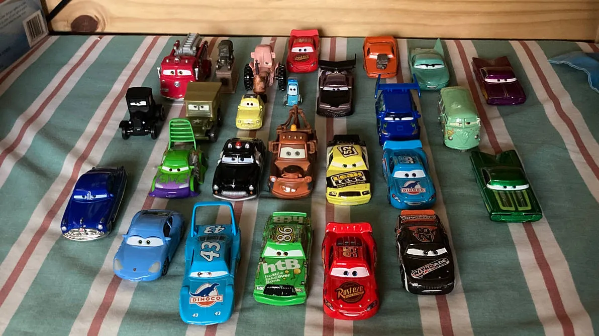 /img/53979-diecast-collection-storage.webp