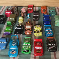 /img/53979-diecast-collection-storage.webp