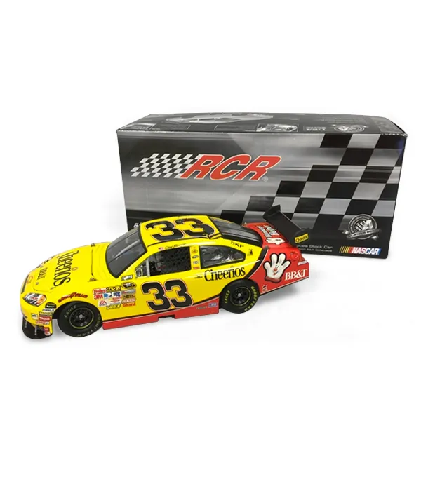 /img/53985-nascar-diecast-collectors-image7.webp