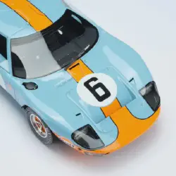 /img/54001-diecast-model-collector.webp