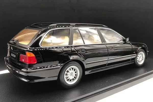 54013 diecast bmw 320i variations