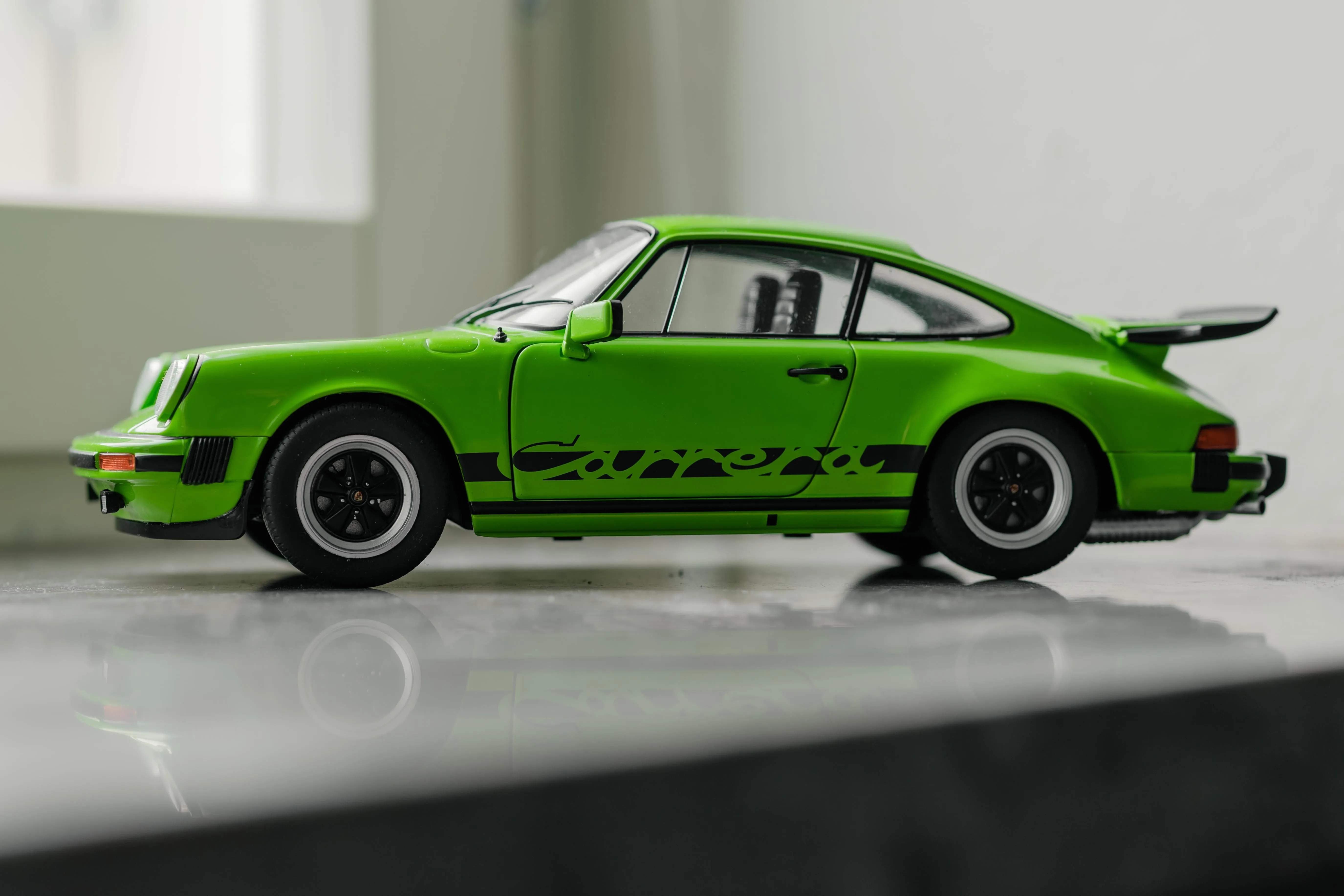 54021 porsche 930 diecast slant nose