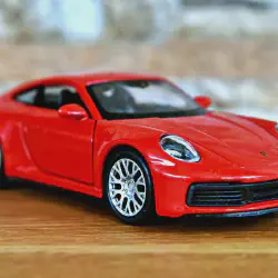 /img/54061-porsche-911-carrera-s-collecting.webp