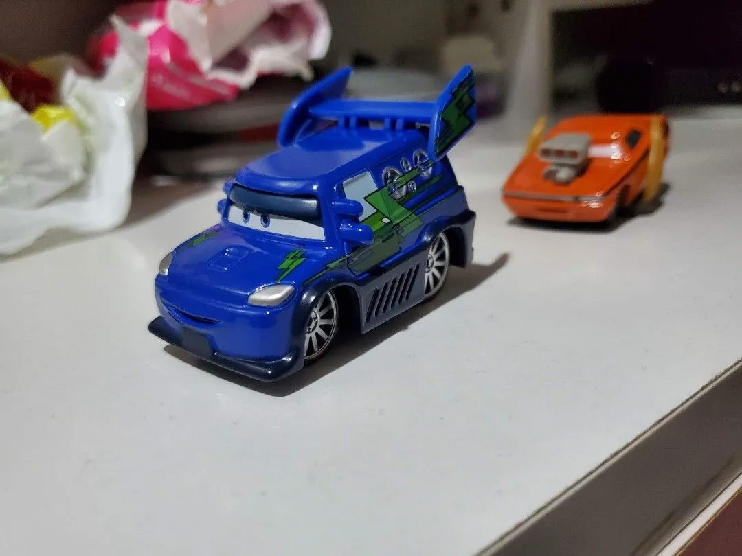 54079 diecast metal vs plastic