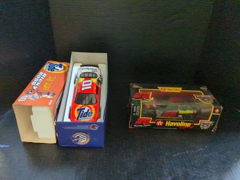 54111 wholesale nascar diecast cars trends