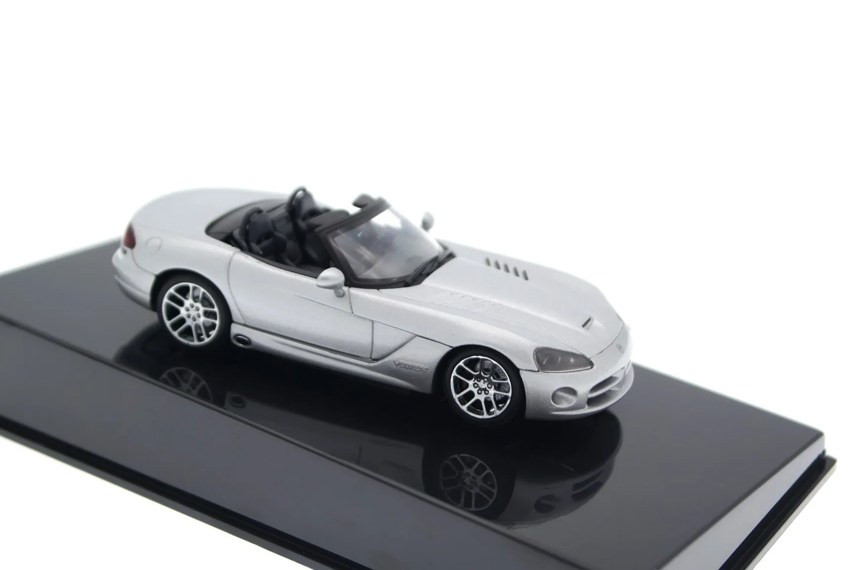 54137 dodge viper srt10 materials