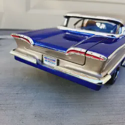 /img/54145-hobson-diecast-buying.webp