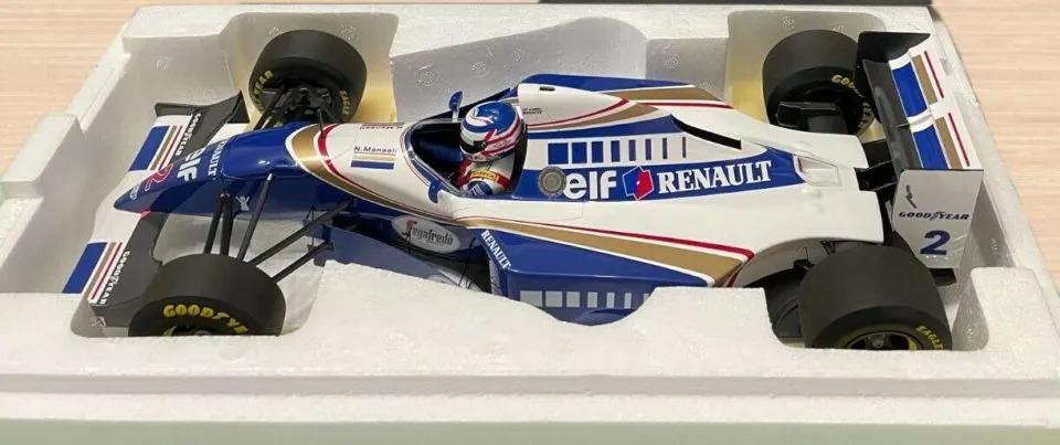 /img/54165-williams-f1-diecast-details.webp