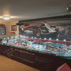 /img/54180-diecast-car-display-6.webp